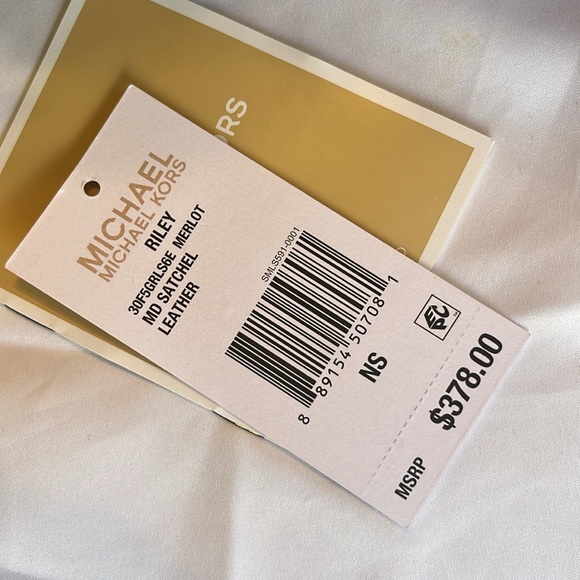 Michael Kors Riley leather, NWT - Picture 6 of 6